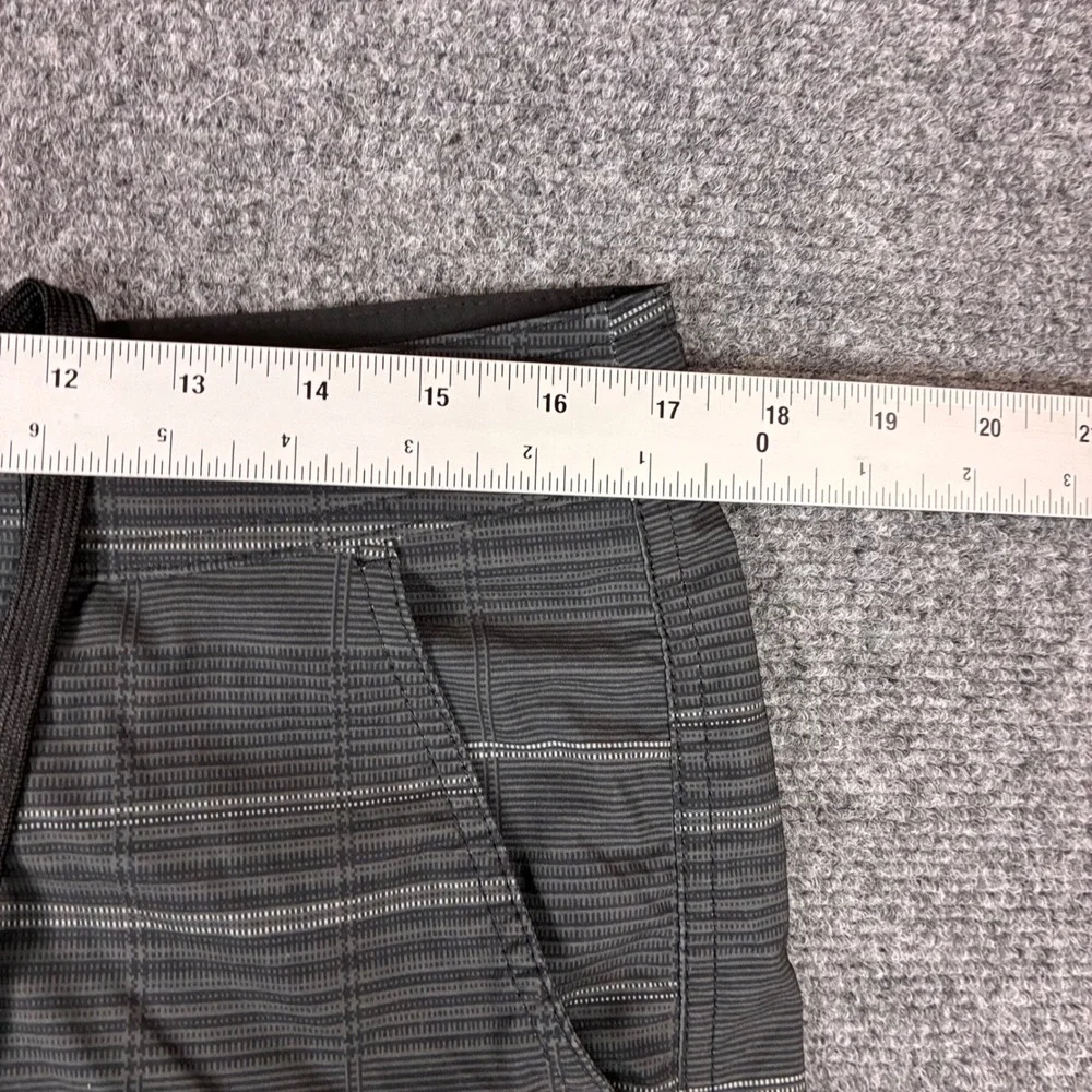 Mossimo Supply Co Mens Gray Plaid Hybrid Shorts Size W34 Board Shorts Drawstring
